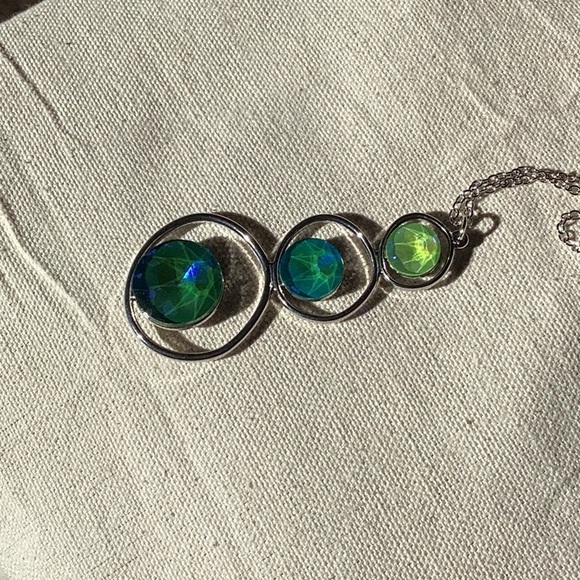 Sabika - Style Necklace - Picture 9 of 10